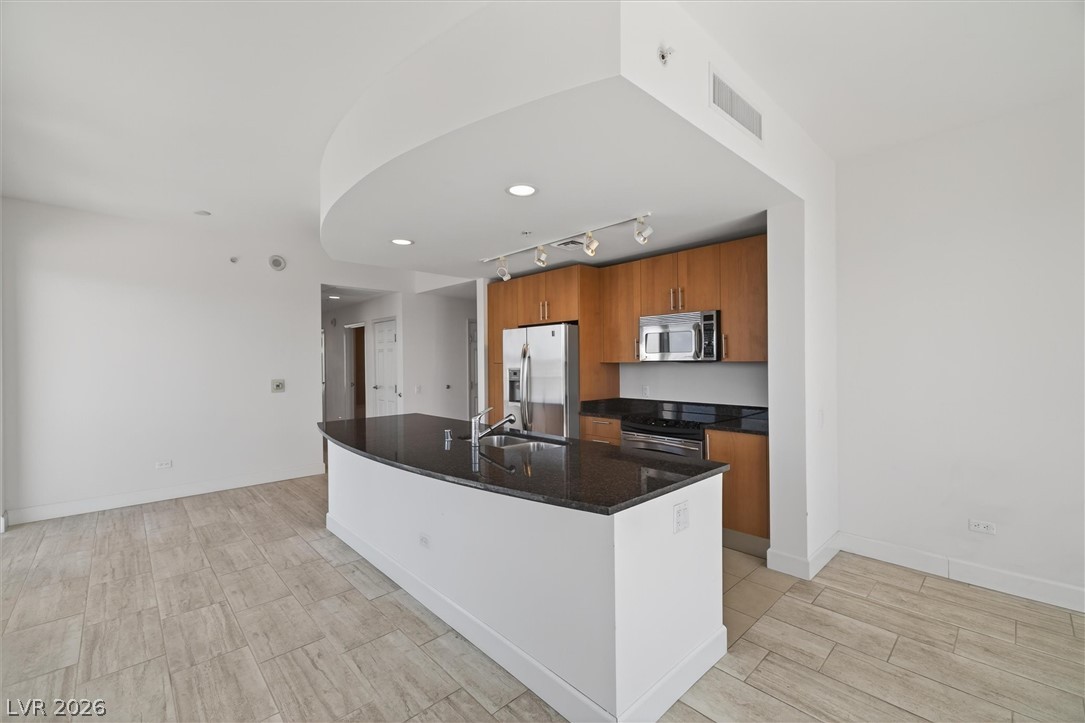 Photo 7 of 30, 200 W Sahara Avenue #1201