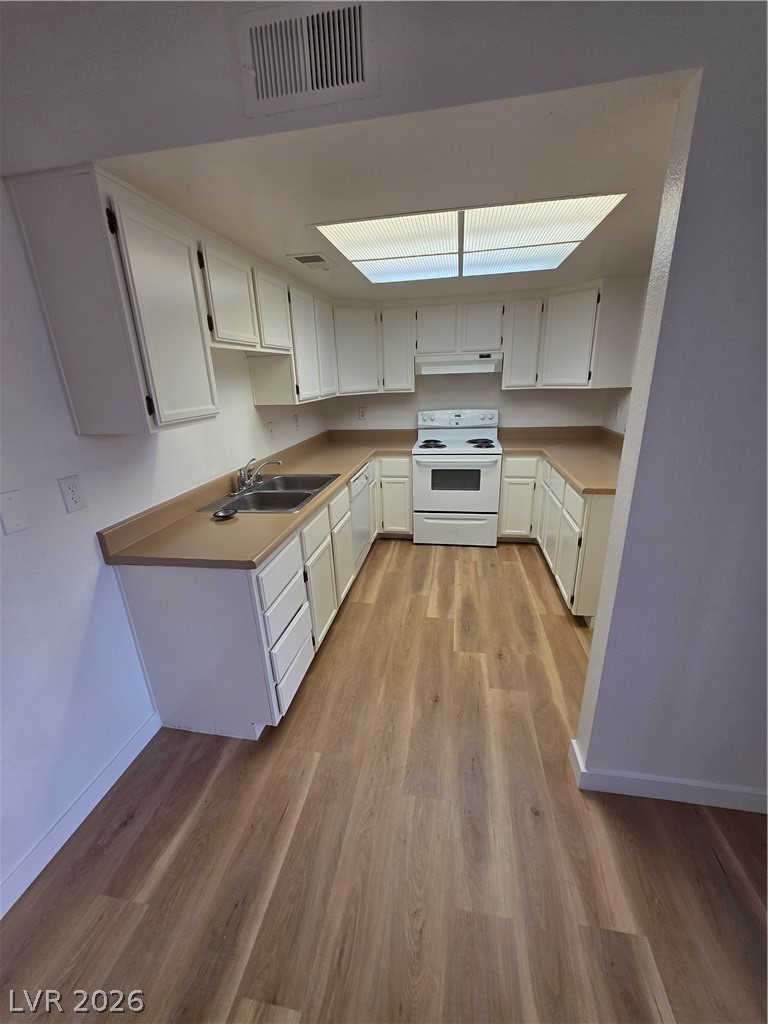 Photo 4 of 1601 Justin Court #0