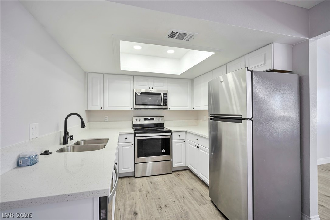 Photo 4 of 1701 E Katie Avenue #10