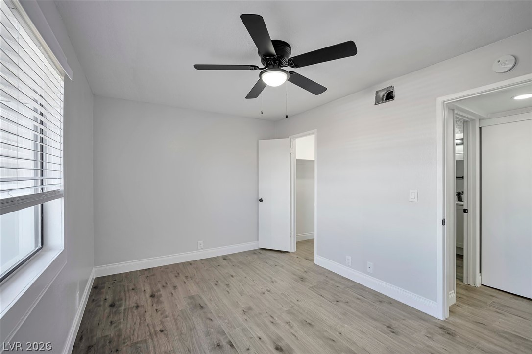 Photo 7 of 11, 1701 E Katie Avenue #10