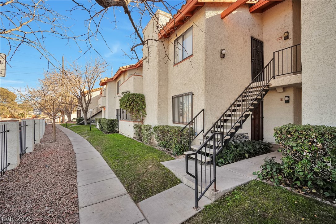 Photo 9 of 11, 1701 E Katie Avenue #10