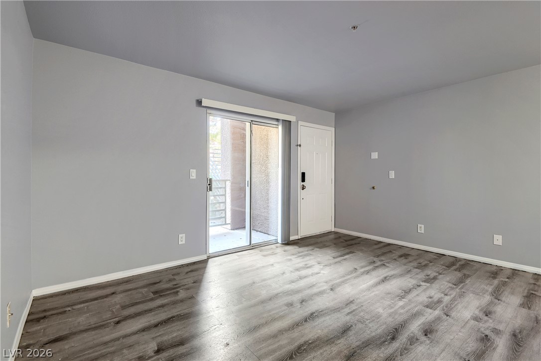 Photo 6 of 39, 2121 Blue Breeze Drive #107