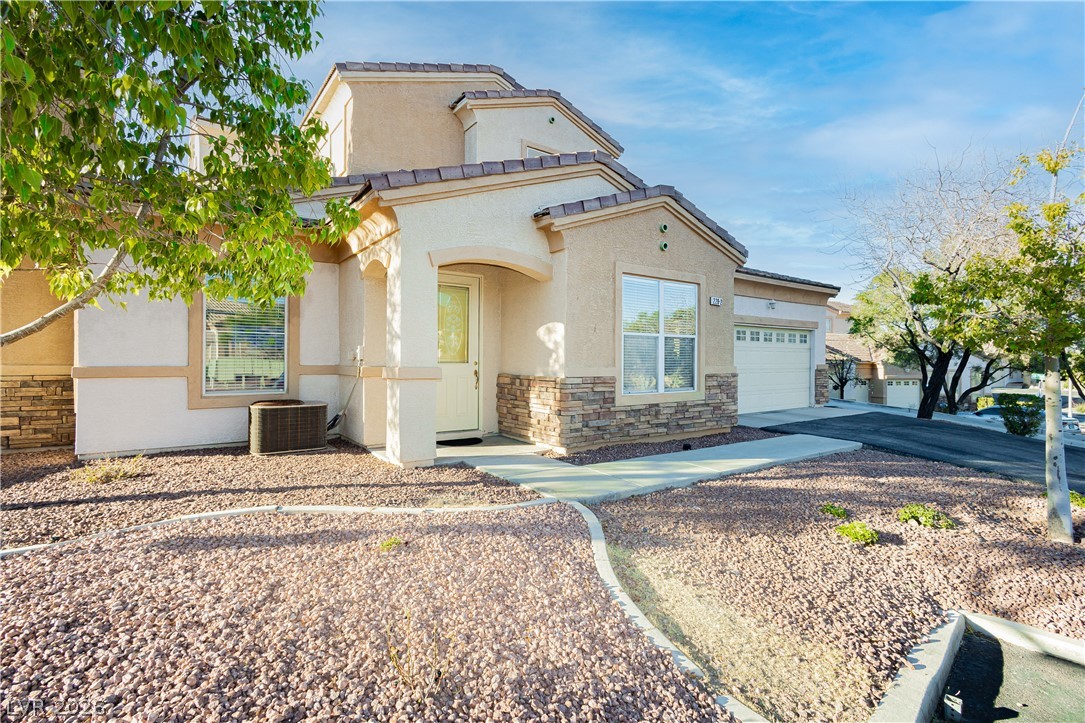 Photo 2 of 228 Lorryn Lane #2