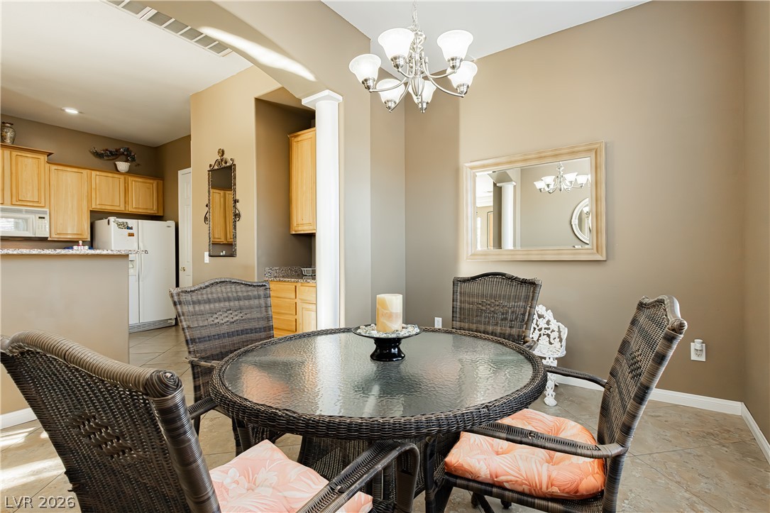 Photo 6 of 15, 228 Lorryn Lane #2
