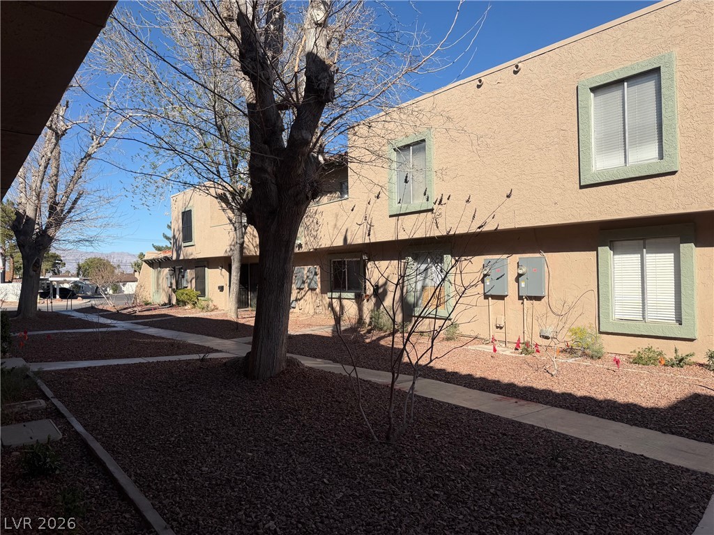 6033 Vegas Drive, Las Vegas 89108