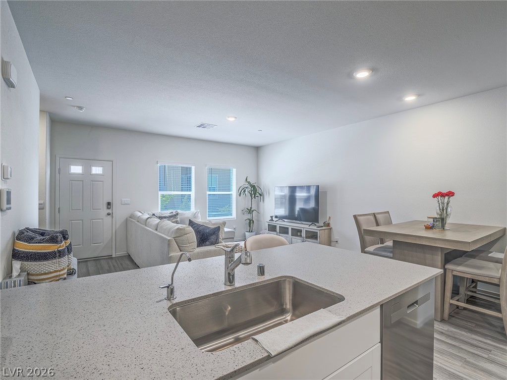 Photo 6 of 19, 483 Waterfall Cove Court
