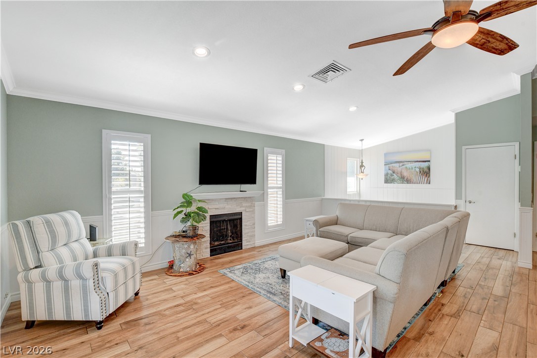 Photo 16 of 47, 1310 Capri Drive #C