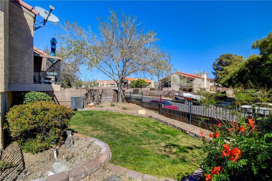 Photo 38 of 47, 1310 Capri Drive #C