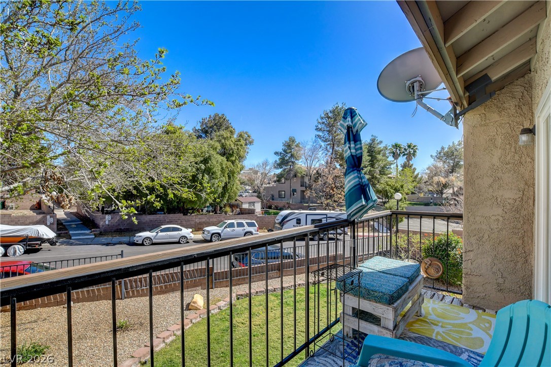Photo 39 of 47, 1310 Capri Drive #C