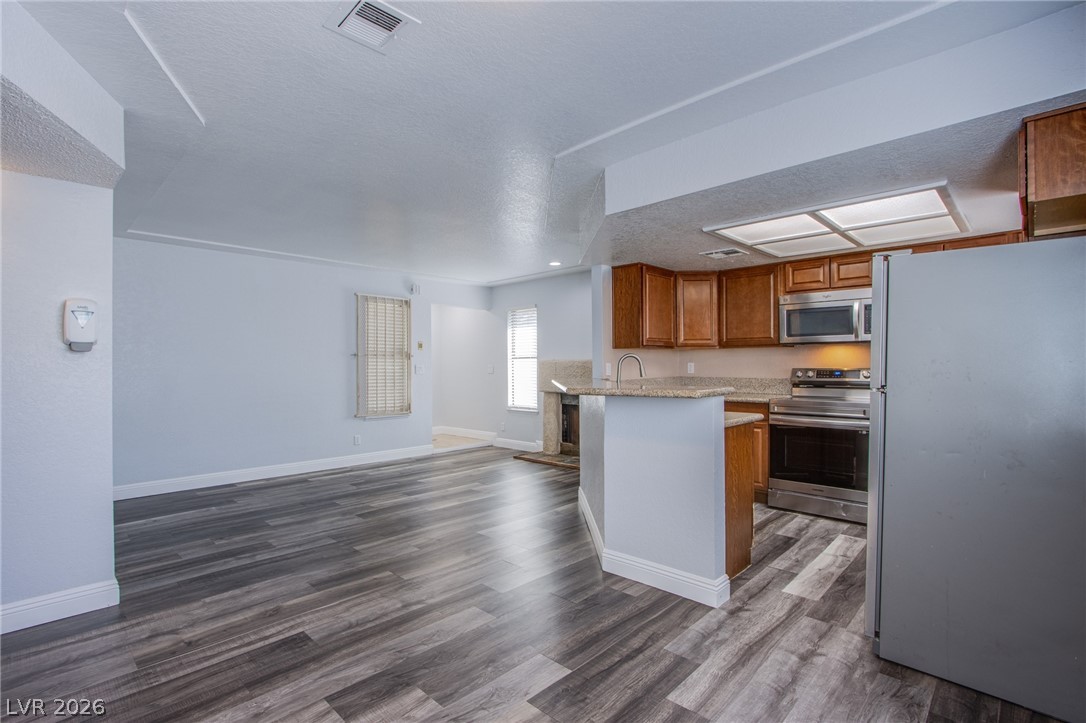 Photo 5 of 2205 Sun Avenue #D