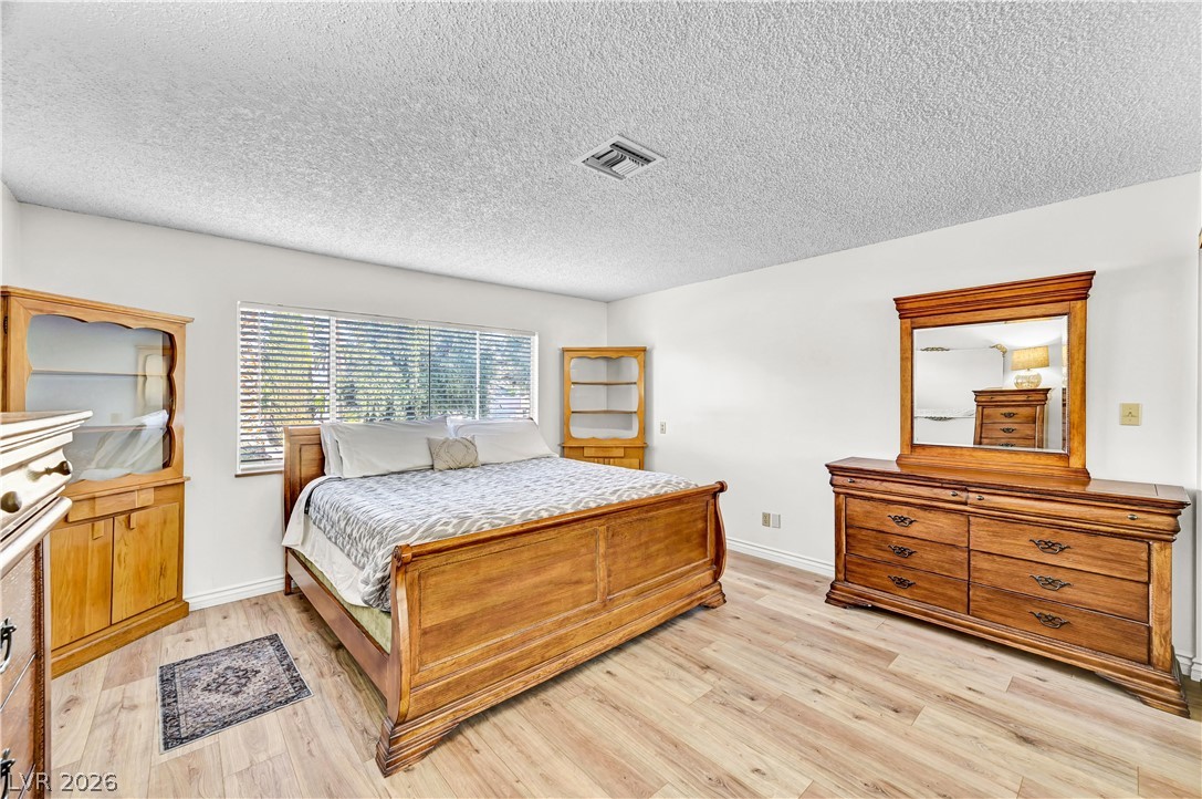 Photo 37 of 47, 5881 S Sandhill Road