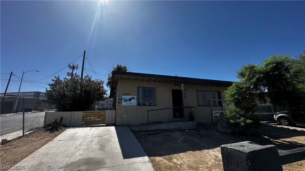 Photo 6 of 6, 1649 Stocker Street