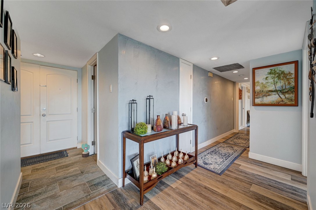 Photo 23 of 65, 3111 Bel Air Drive #10H