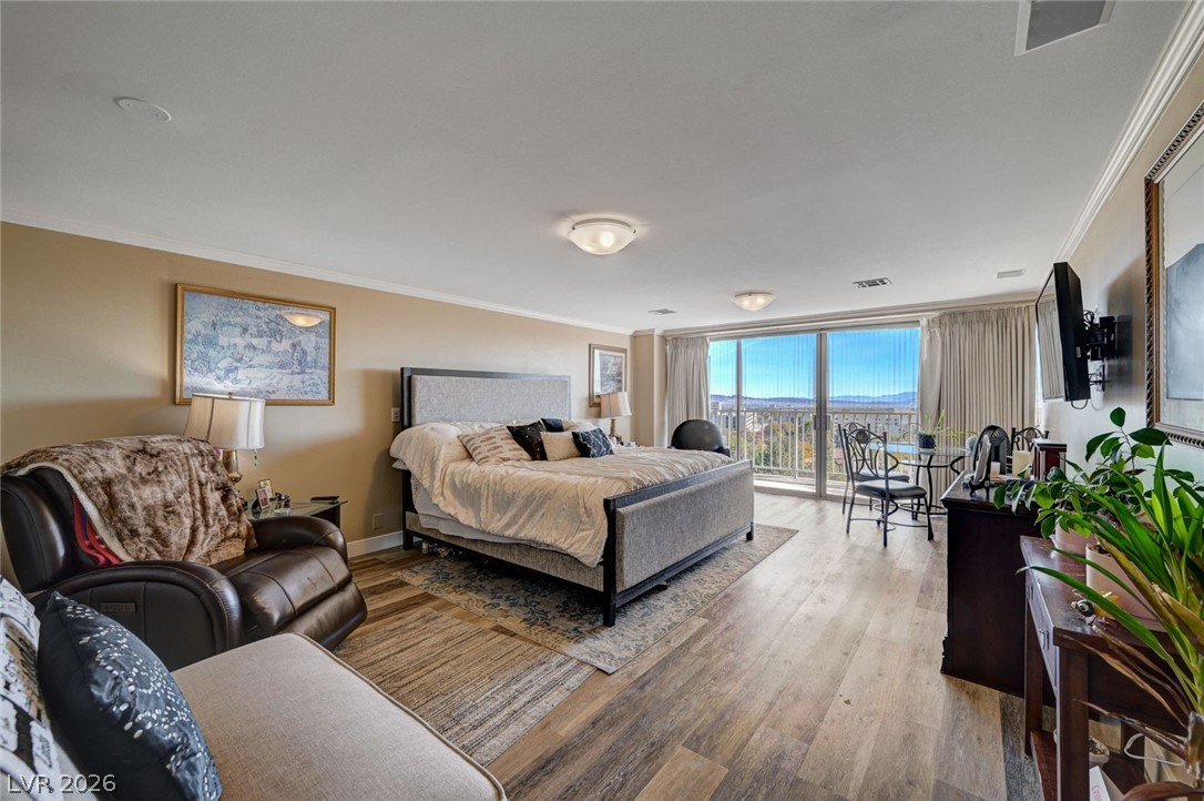 Photo 24 of 65, 3111 Bel Air Drive #10H