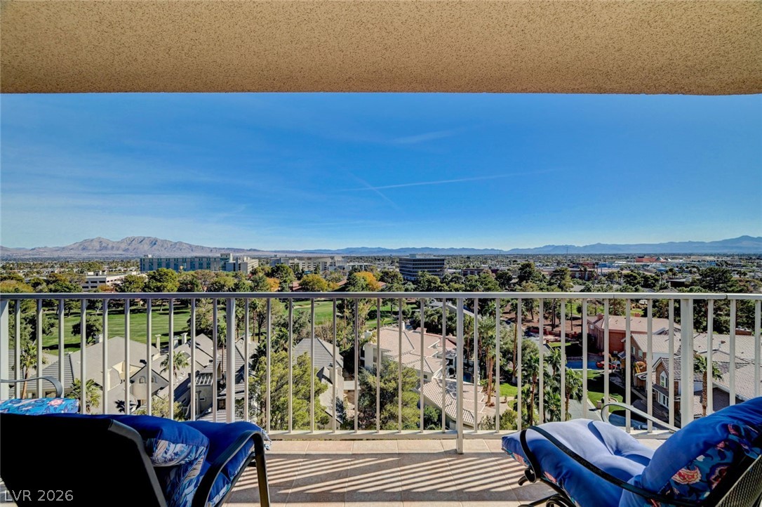 Photo 37 of 65, 3111 Bel Air Drive #10H