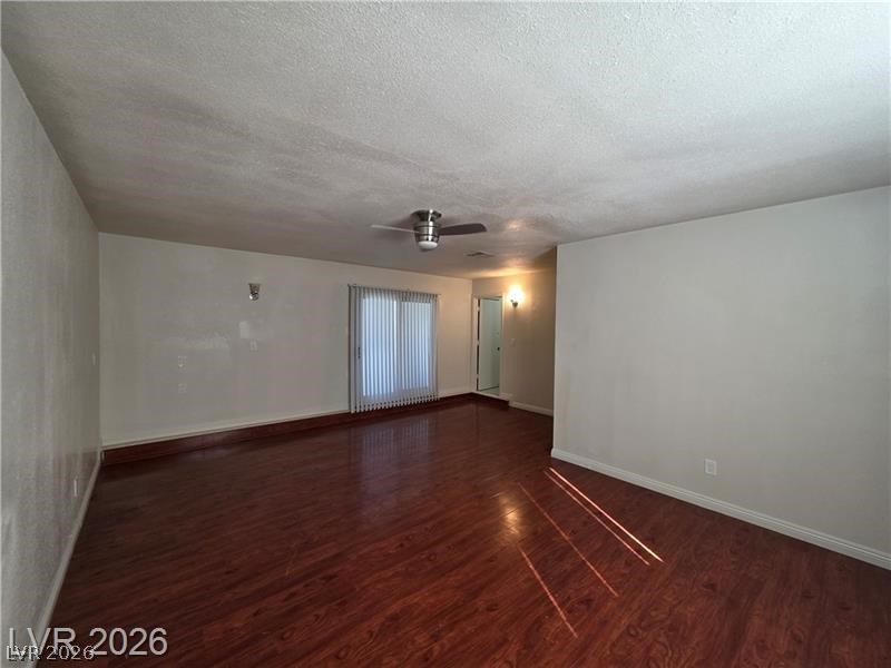 Photo 3 of 7184 Pleasant View Avenue