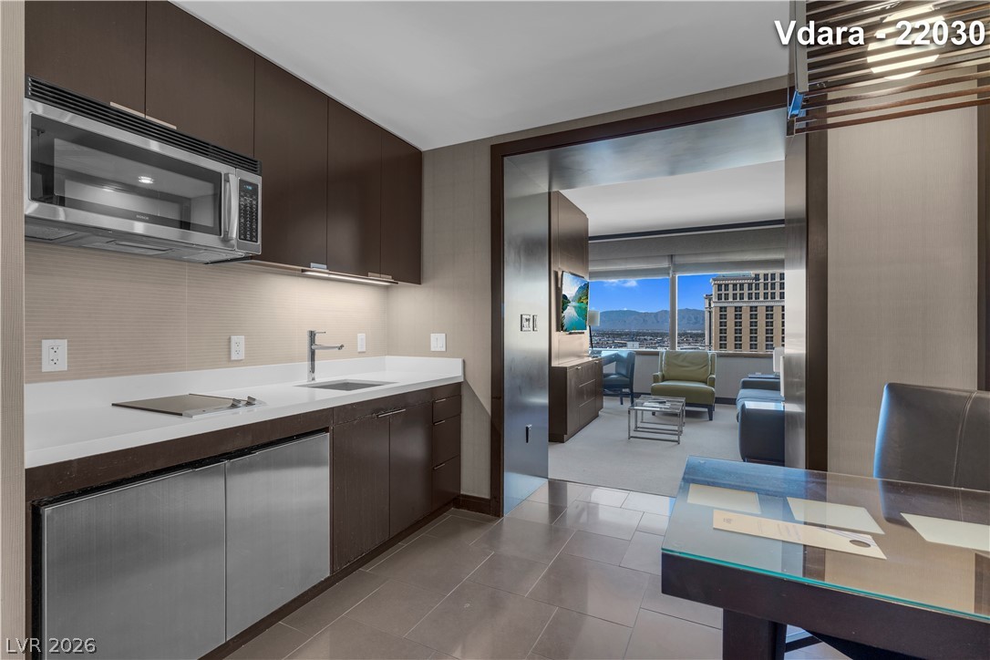 Photo 14 of 62, 2600 W Harmon Avenue #22030