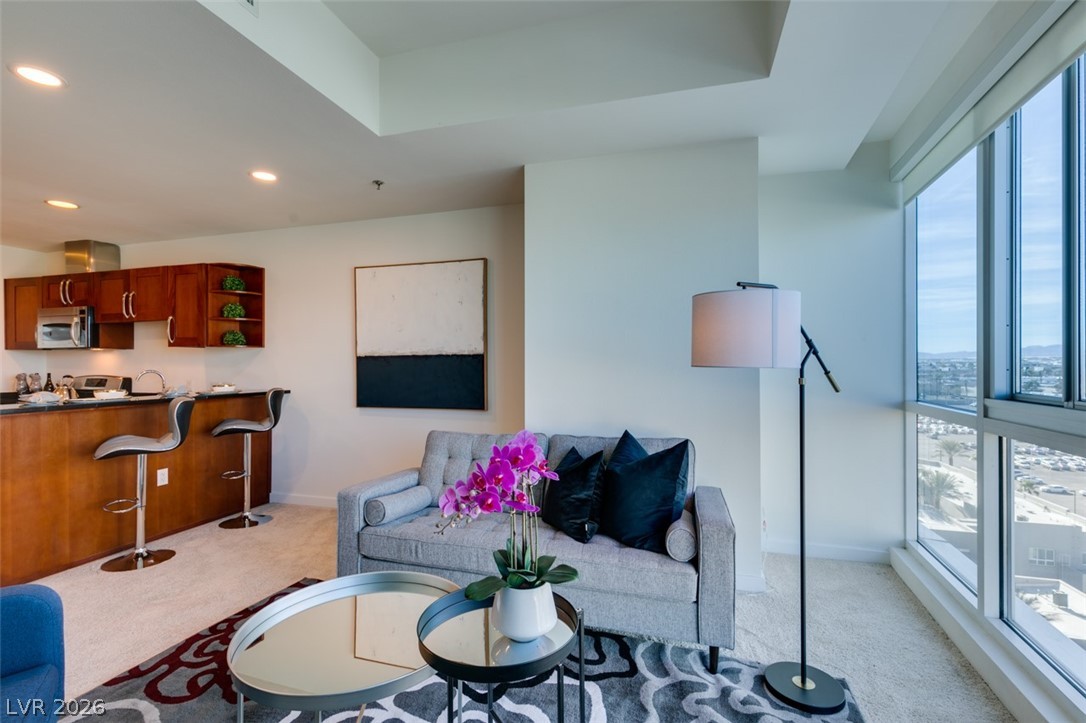 Photo 6 of 34, 4525 Dean Martin Drive #904