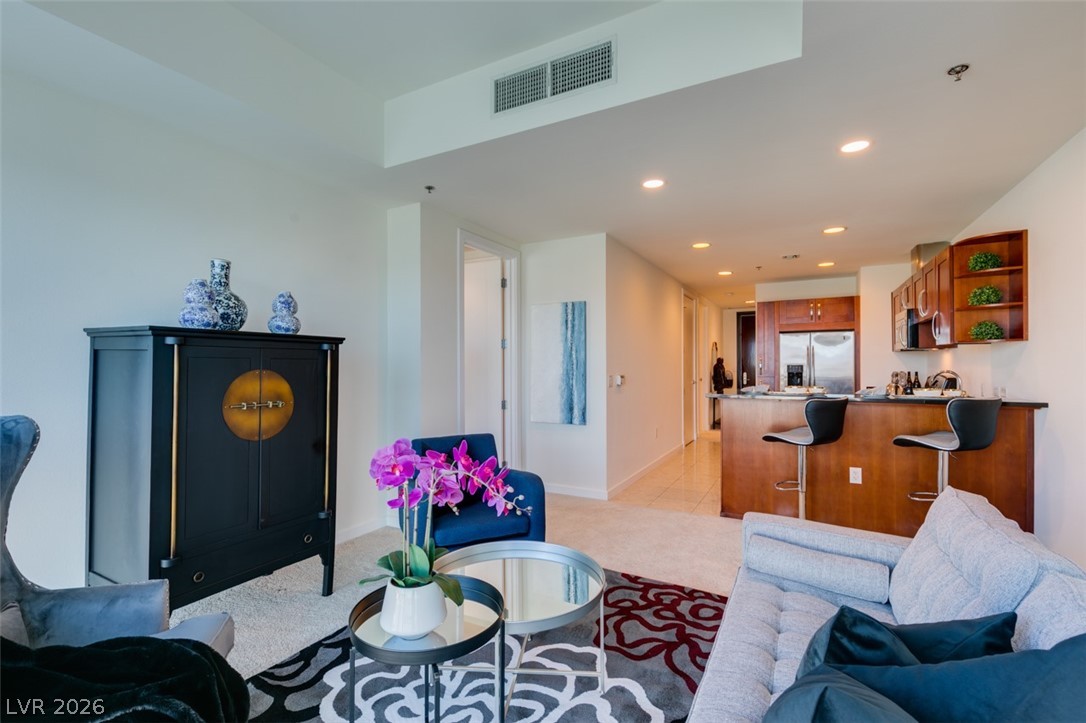 Photo 10 of 34, 4525 Dean Martin Drive #904