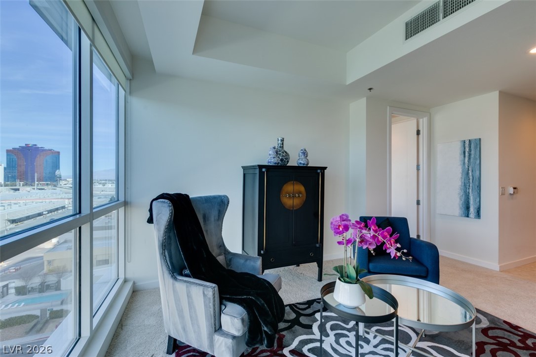 Photo 11 of 34, 4525 Dean Martin Drive #904