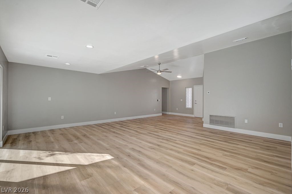 Photo 6 of 32, 8753 Sundial Drive