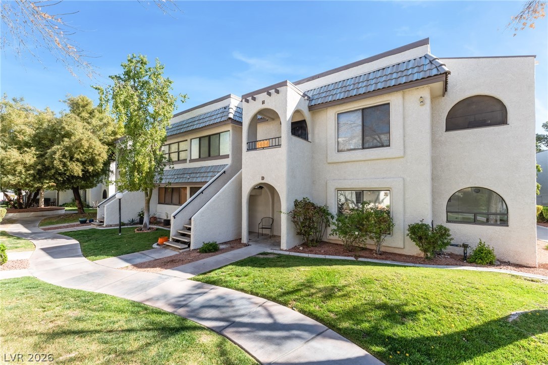 Photo 3 of 1404 Santa Margarita Street #D