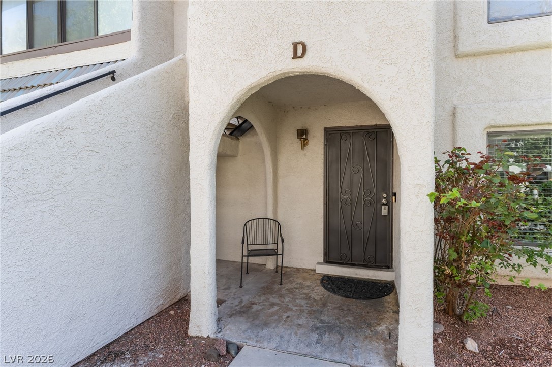Photo 4 of 1404 Santa Margarita Street #D