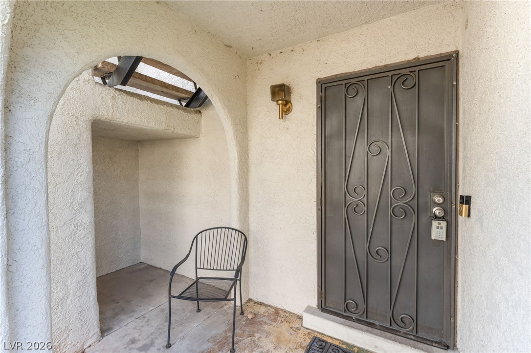 Photo 5 of 1404 Santa Margarita Street #D