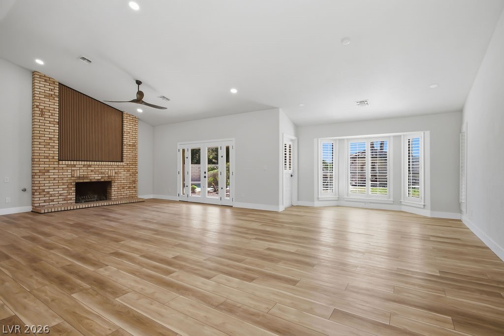 Photo 9 of 49, 4925 N Juliano Road