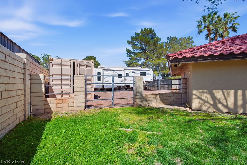 Photo 46 of 49, 4925 N Juliano Road