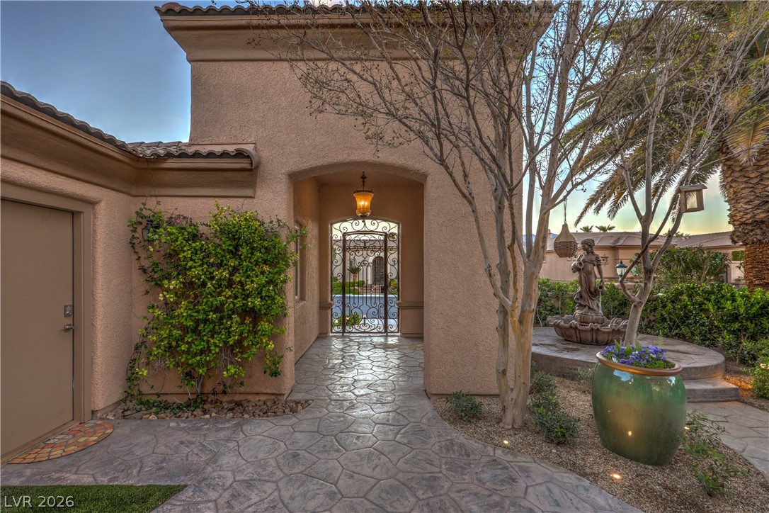 Photo 19 of 59, 4740 Riva De Romanza Street