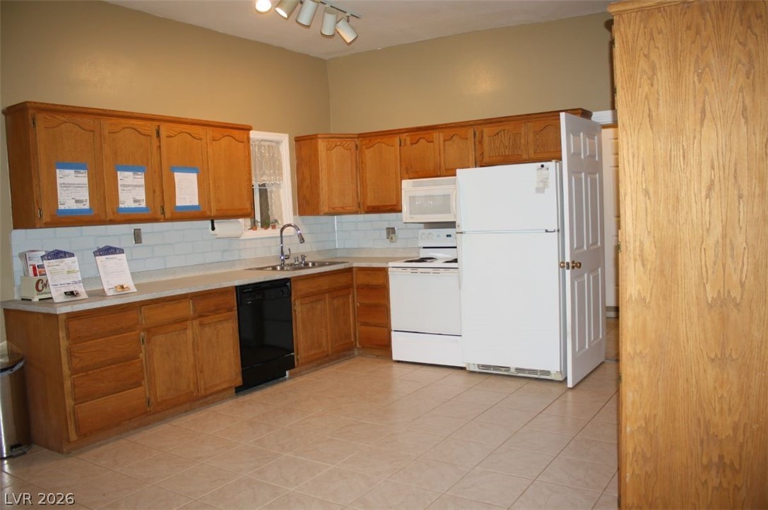 Photo 5 of 1101 E Blosser Ranch Road