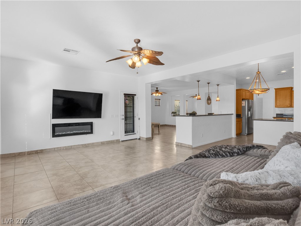 Photo 6 of 31, 5475 Criollo Drive