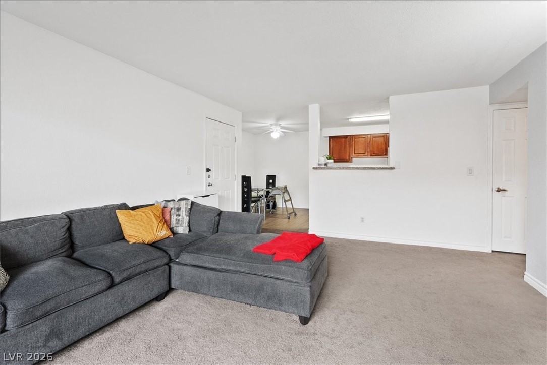 Photo 11 of 36, 2451 N Rainbow Boulevard #2127