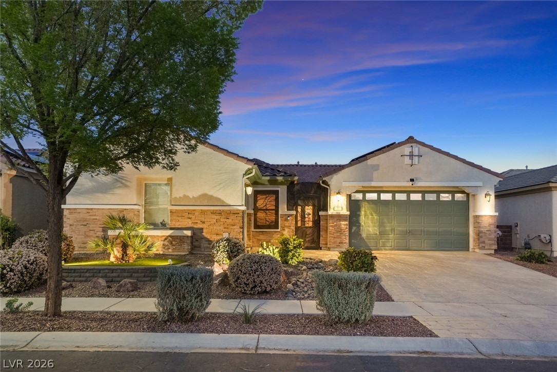 8300 Imperial Lakes Street, Las Vegas 89131