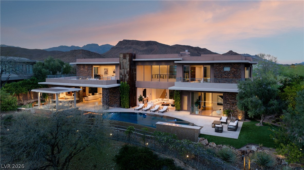 91 Hawk Ridge Drive, Las Vegas