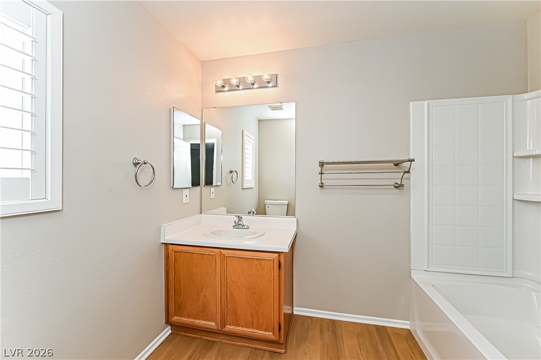 Photo 10 of 15, 691 Magrath Street