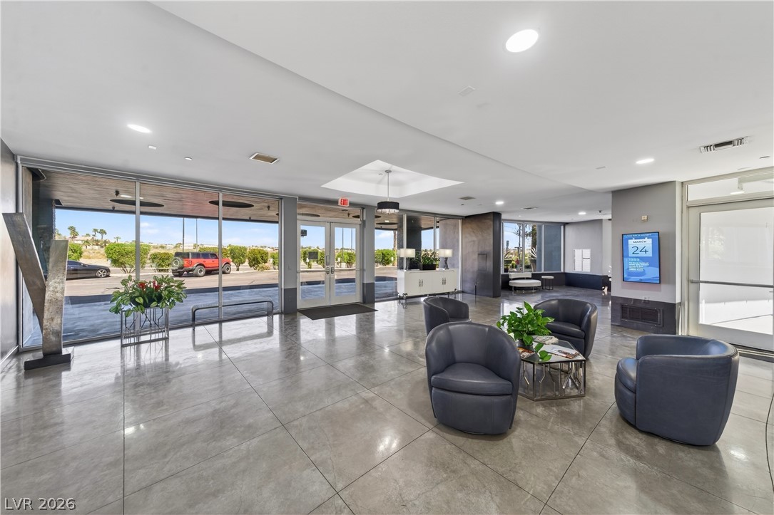 Photo 53 of 59, 8925 W Flamingo Road #307