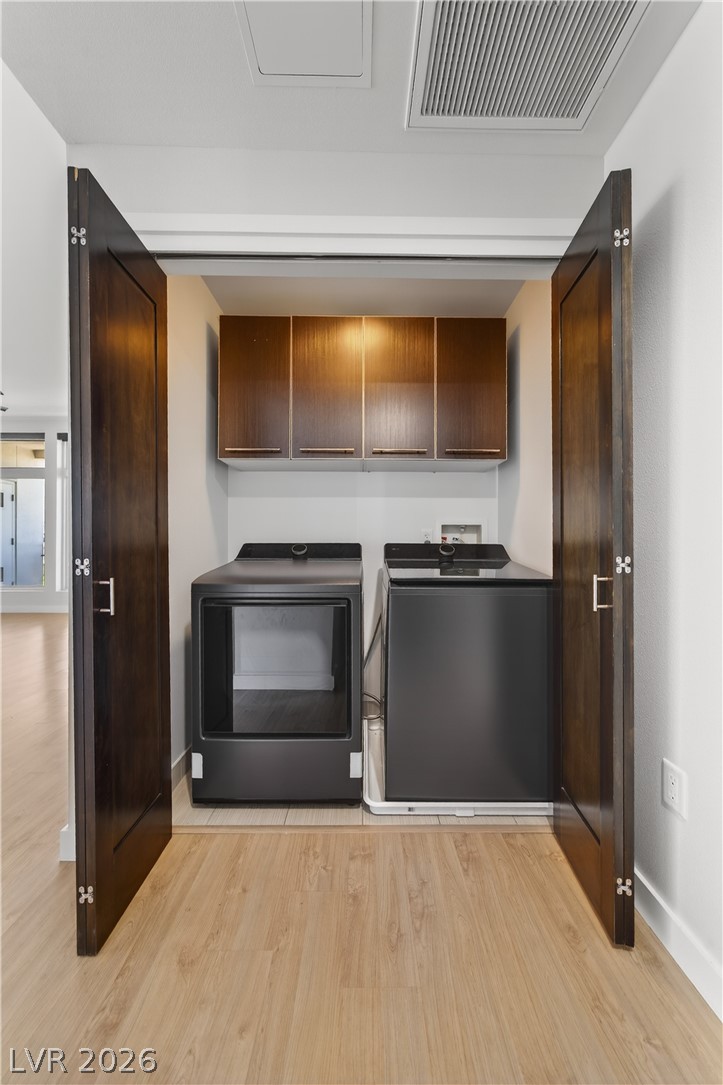 Photo 31 of 59, 8925 W Flamingo Road #307