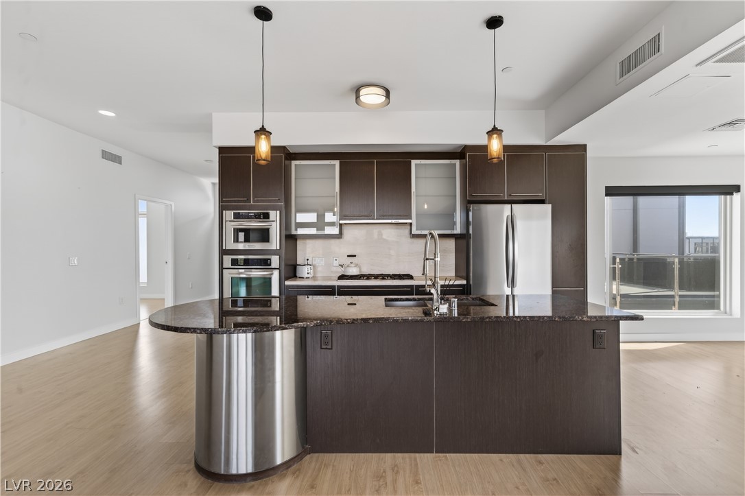 Photo 14 of 59, 8925 W Flamingo Road #307