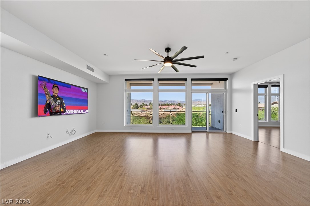 Photo 22 of 59, 8925 W Flamingo Road #307