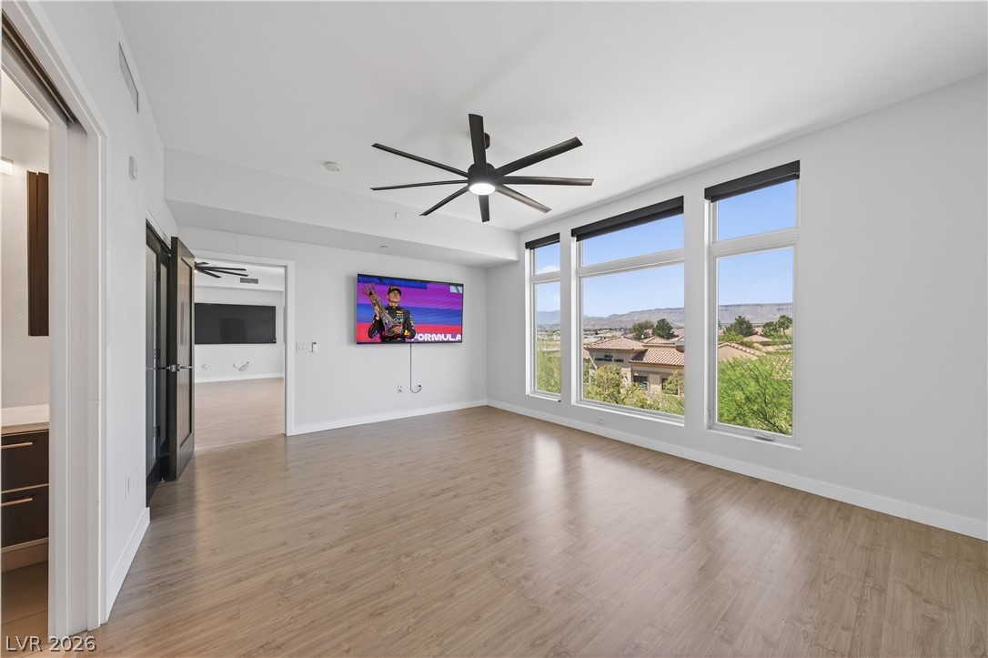Photo 26 of 59, 8925 W Flamingo Road #307