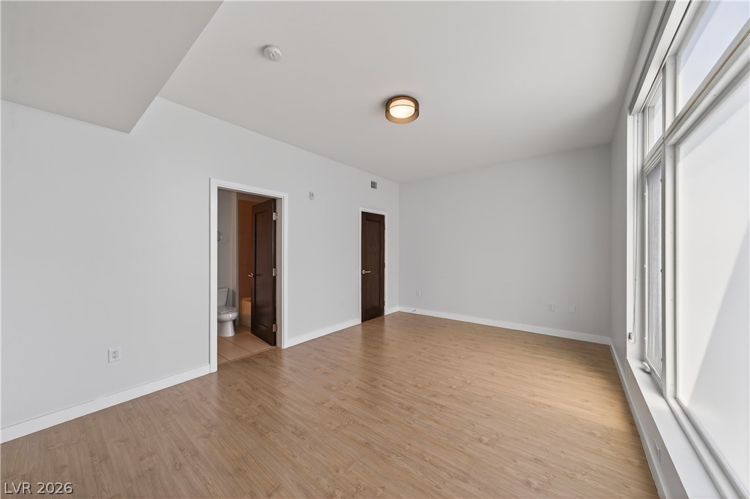 Photo 35 of 59, 8925 W Flamingo Road #307