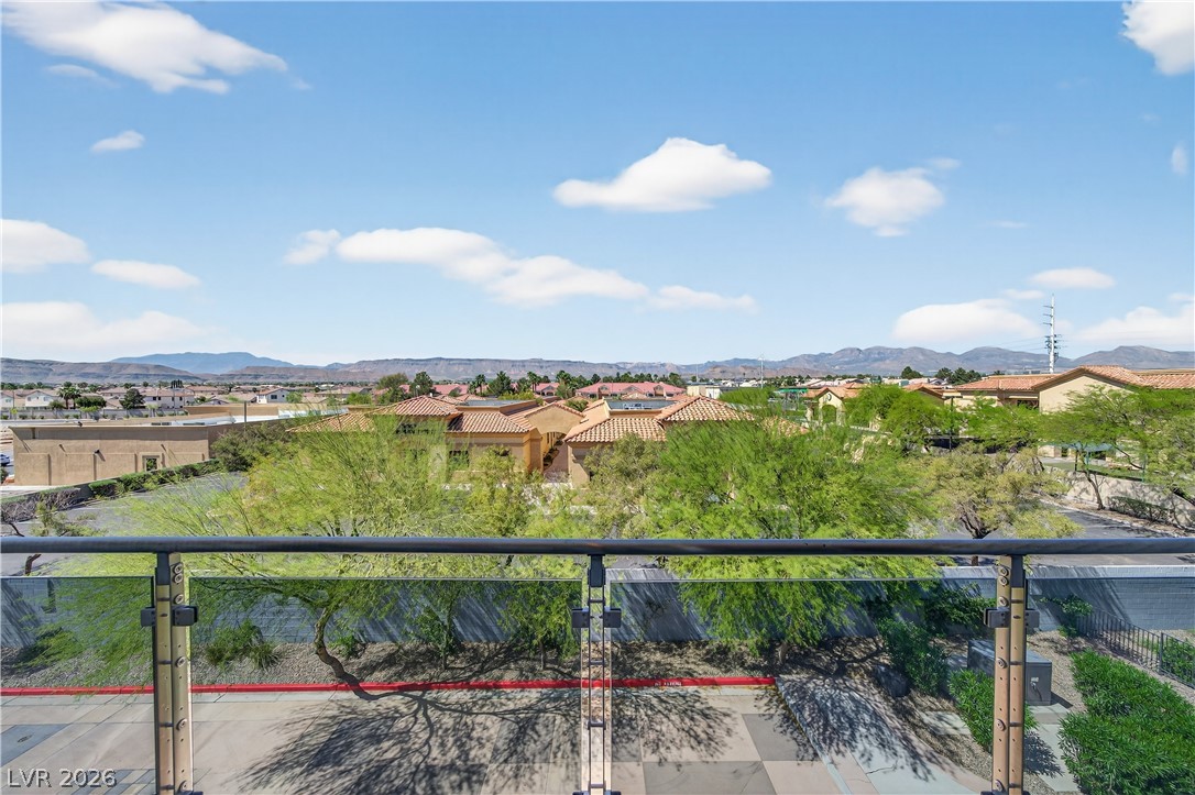 Photo 38 of 59, 8925 W Flamingo Road #307