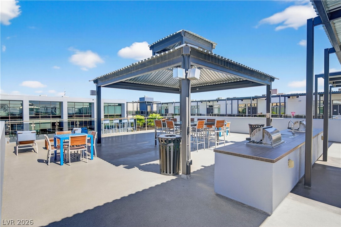 Photo 43 of 59, 8925 W Flamingo Road #307