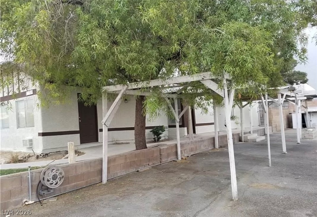 Photo 4 of 1936 ST Lawrence Drive