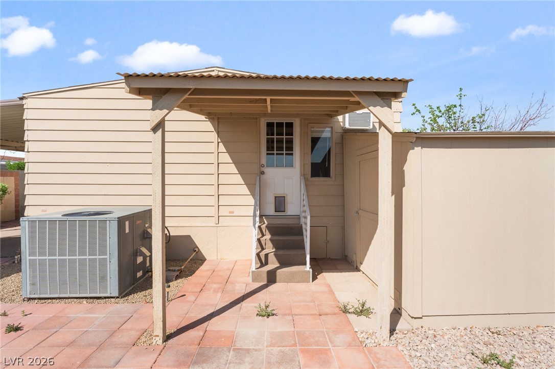 Photo 33 of 38, 3212 Gavilan Lane