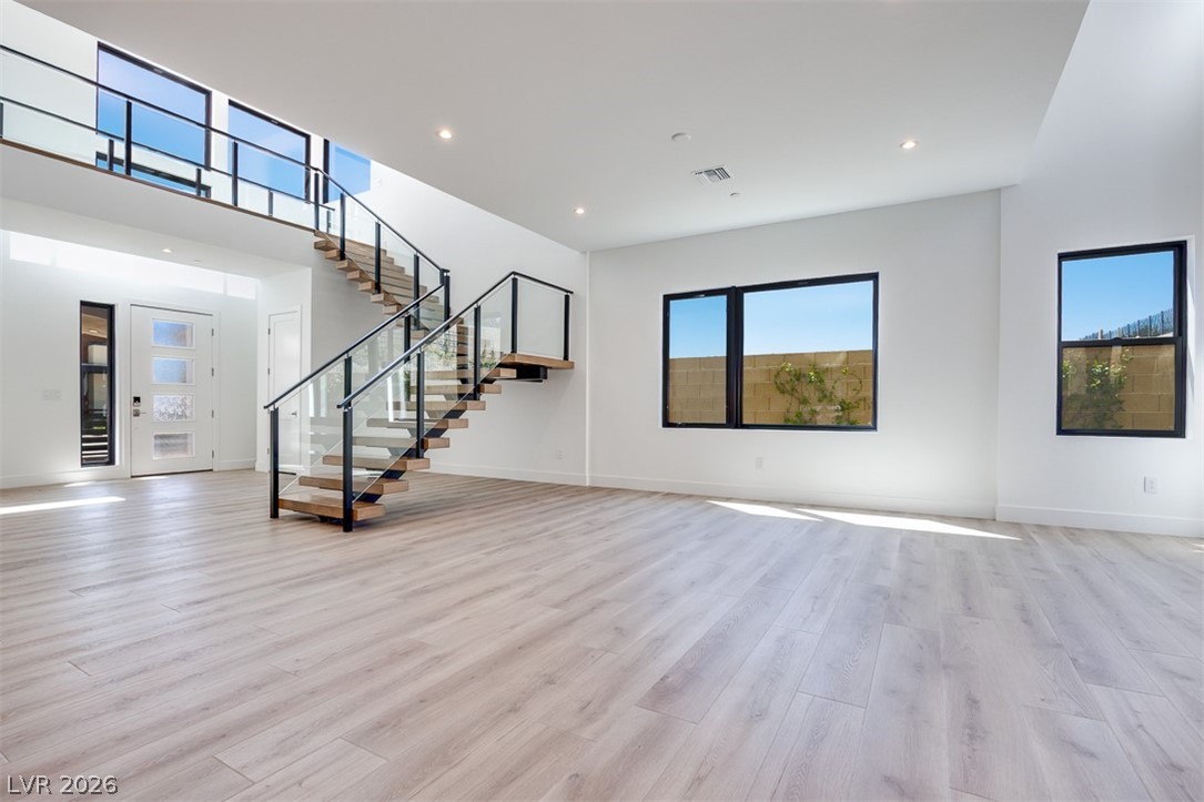 Photo 6 of 39, 51 Parkwood Ridge Street