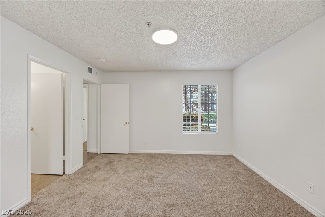 Photo 17 of 51, 2121 Blue Breeze Drive #106