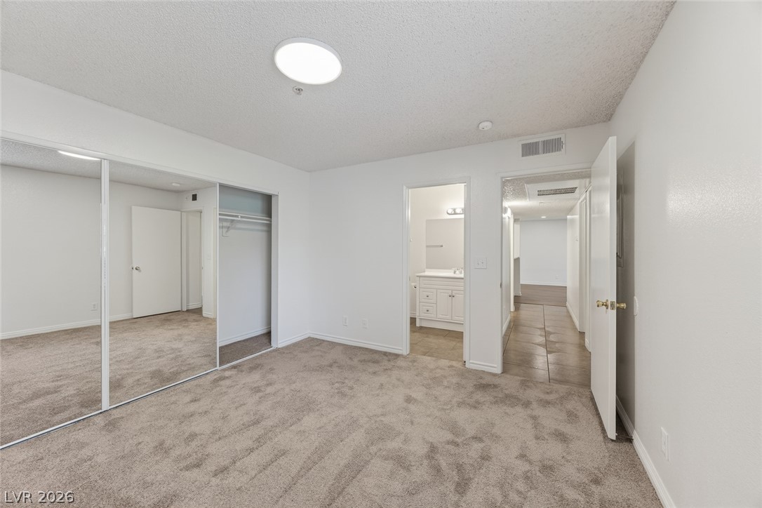 Photo 18 of 51, 2121 Blue Breeze Drive #106
